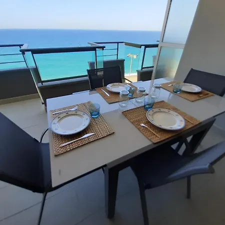 Apartment Vistas Mar Primera Linea Playa